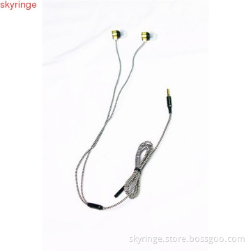 Hot sale black fashionable earphones in 2013